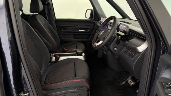 Volkswagen ID. Buzz 250kW GTX Pro 79kWh 5dr 4MOTION Auto Electric Estate - Image 13